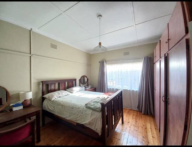 4 BEDROOM FREEHOLD FOR SALE IN CASSELDALE